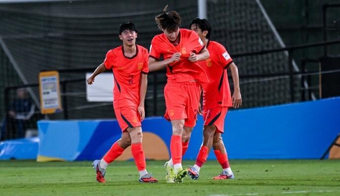 U17亚洲杯8强已定6席！1/4决赛对阵：国足将战沙特，16日1点打响